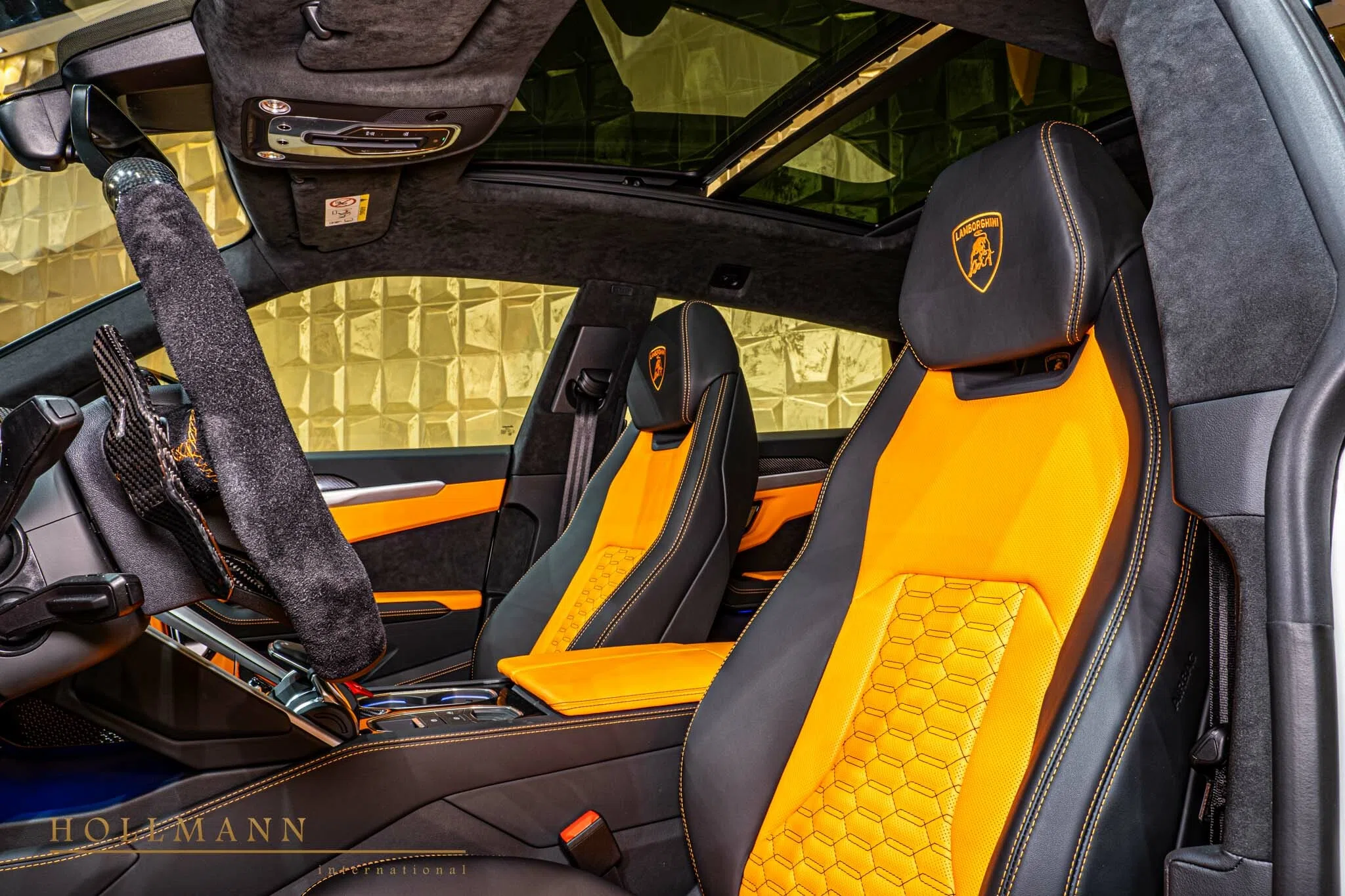 2022 Mansory Urus Venatus interior, seats
