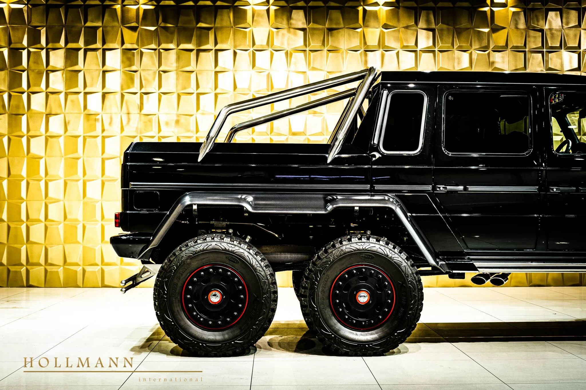 2015 Mercedes-Benz G 63 AMG 6x6 for sale, exterior, Obsidian Black Metallic