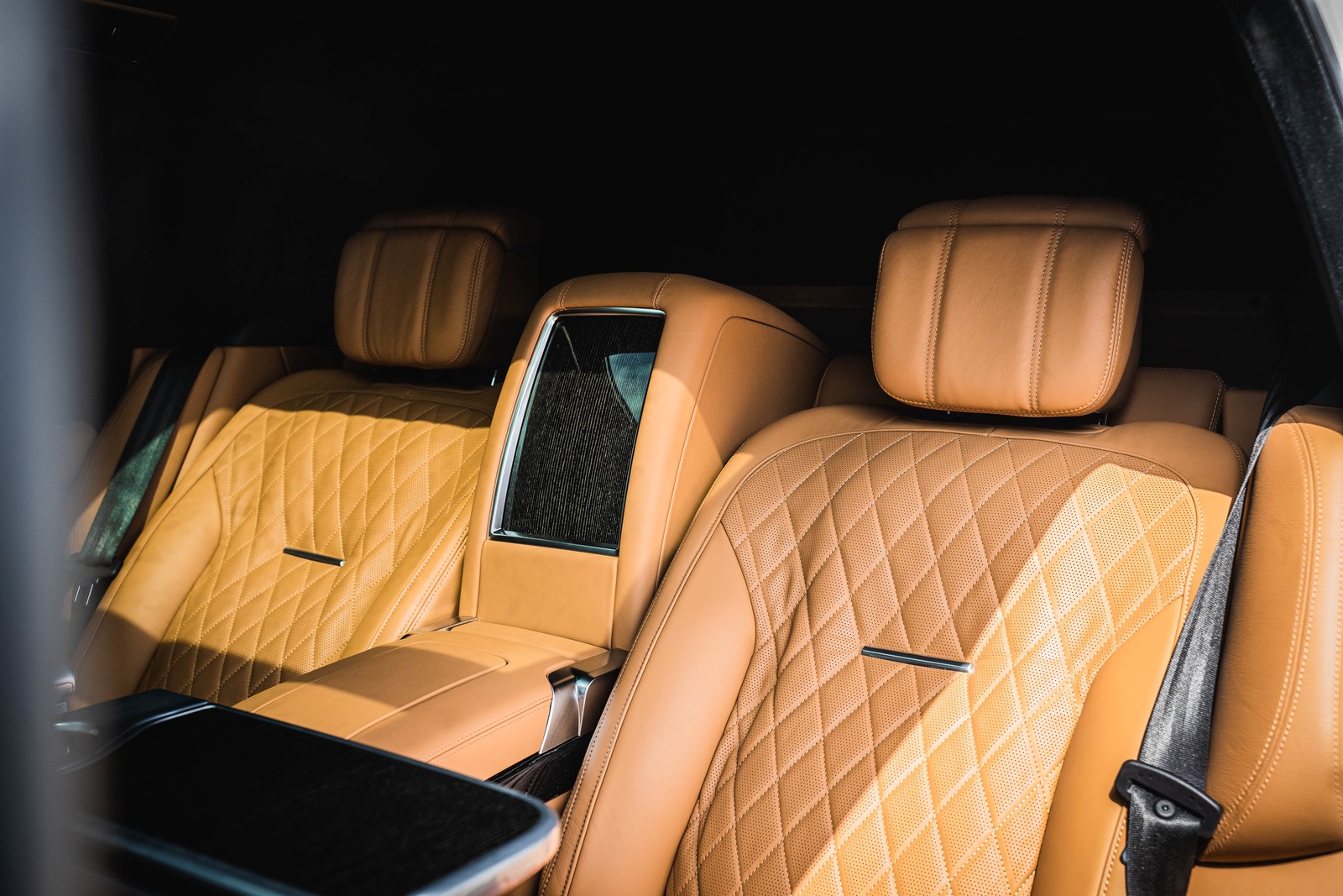 2022 Range Rover SV Autobiography with VIP +600mm, 12/20