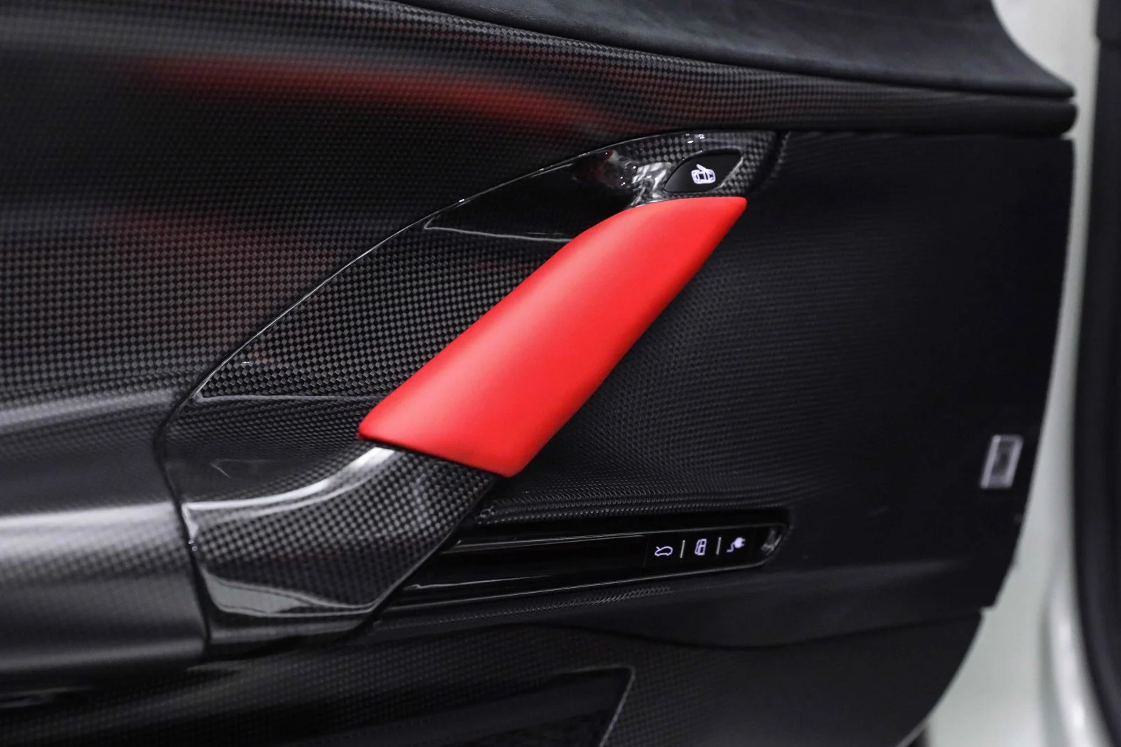 2022 Ferrari SF90 Stradale, 15/20