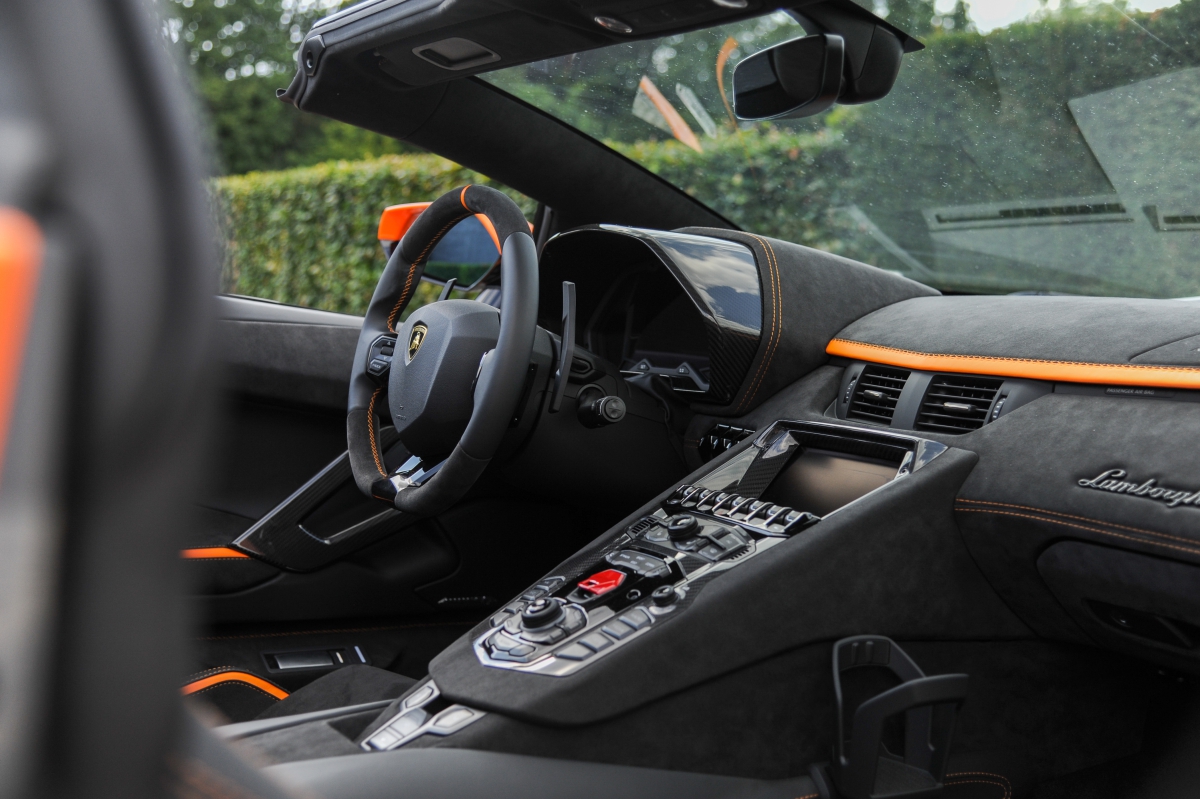 2022 Lamborghini Aventador LP 780-4 Ultimae Roadster, 3/20