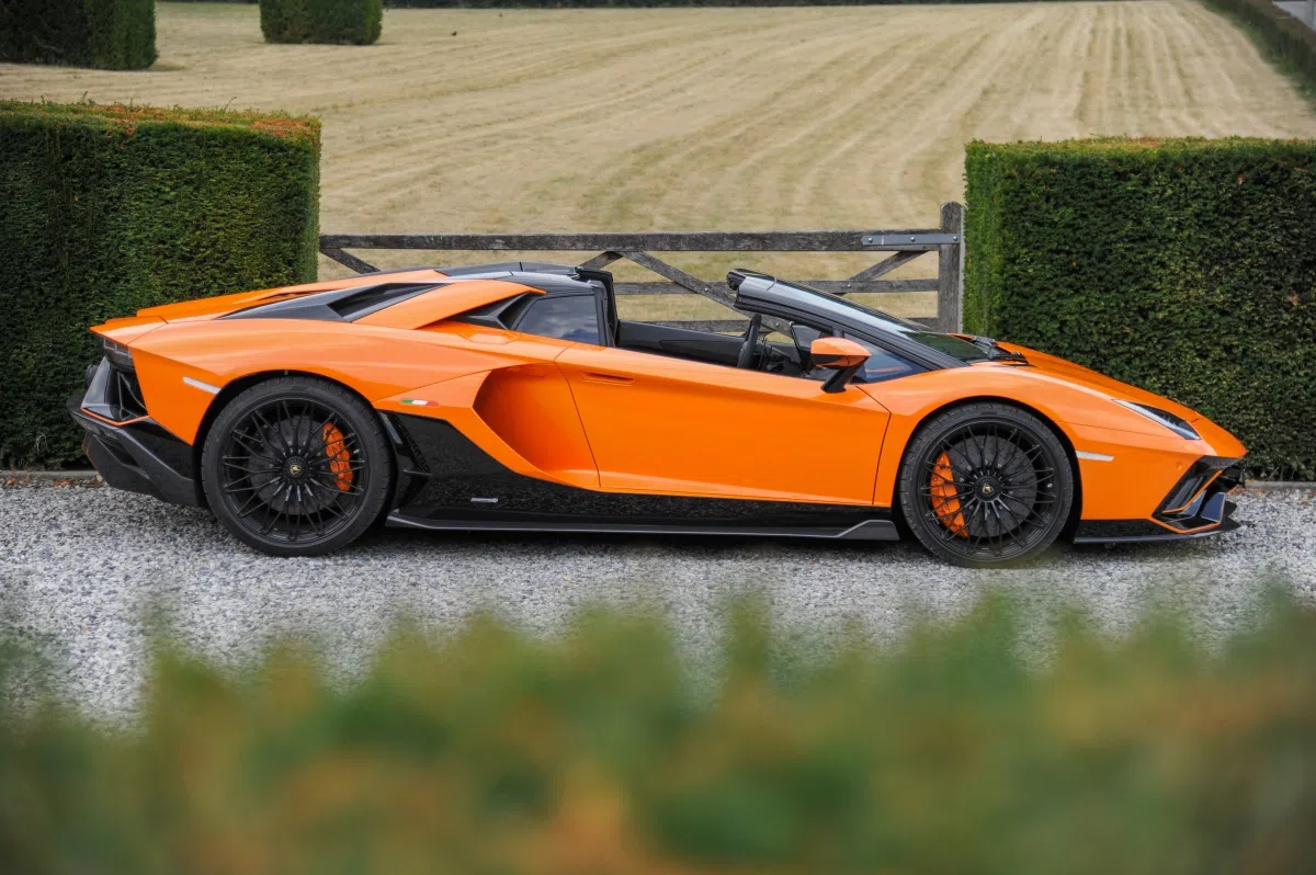 2022 Lamborghini Aventador LP 780-4 Ultimae Roadster for sale, exterior