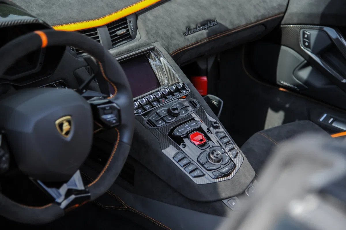 2022 Lamborghini Aventador LP 780-4 Ultimae Roadster interior