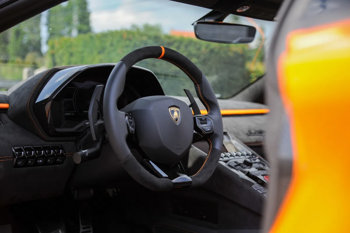 2022 Lamborghini Aventador LP 780-4 Ultimae Roadster interior