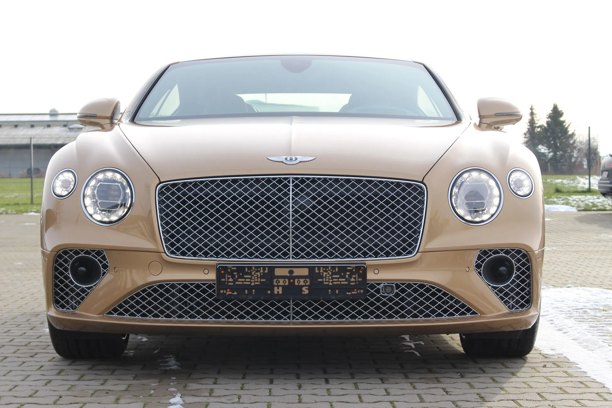 2019 Bentley Continental GT Mulliner 22 for sale, exterior, Camel metallic