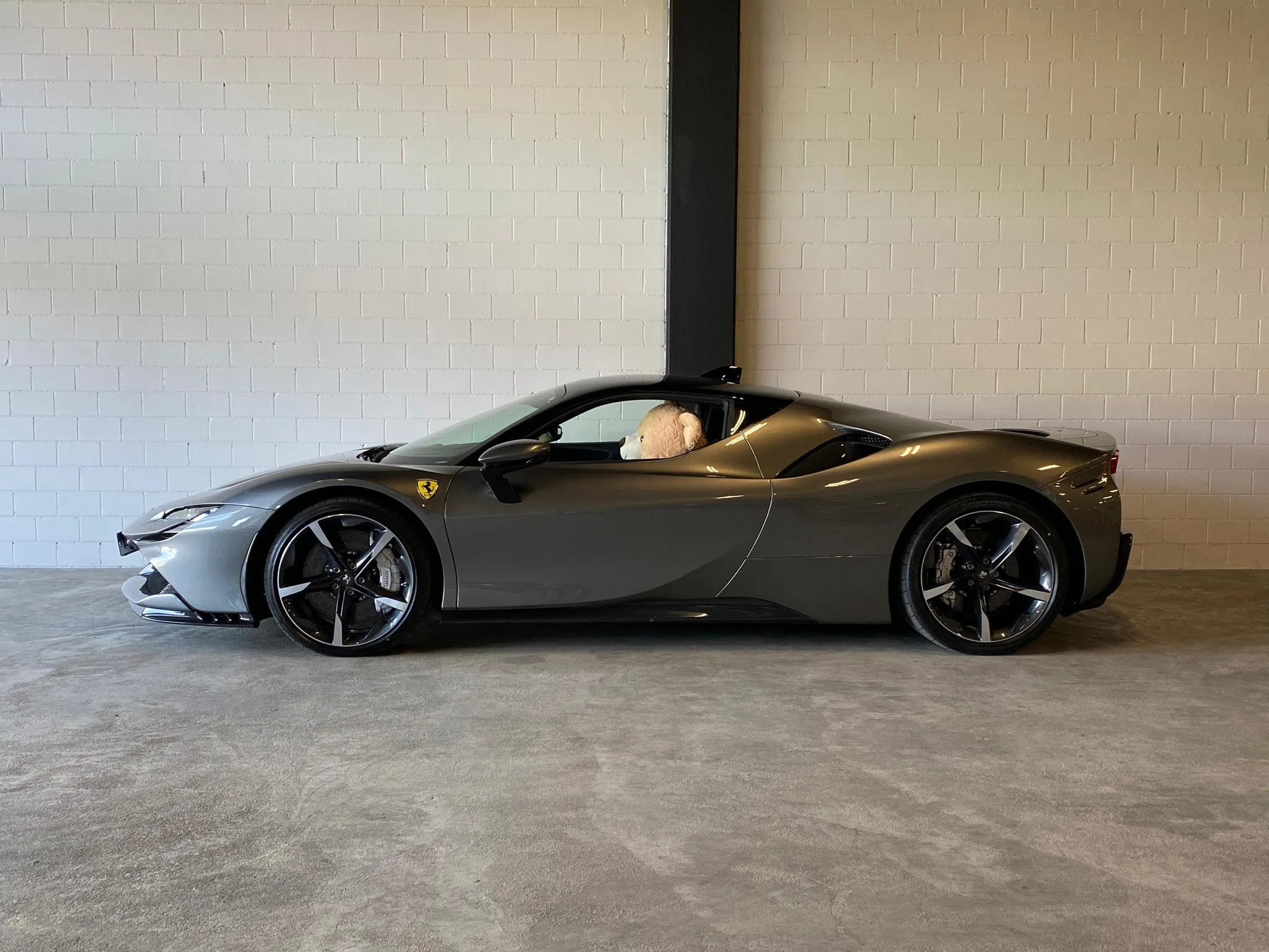 2021 FERRARI SF90 Stradale, side profile