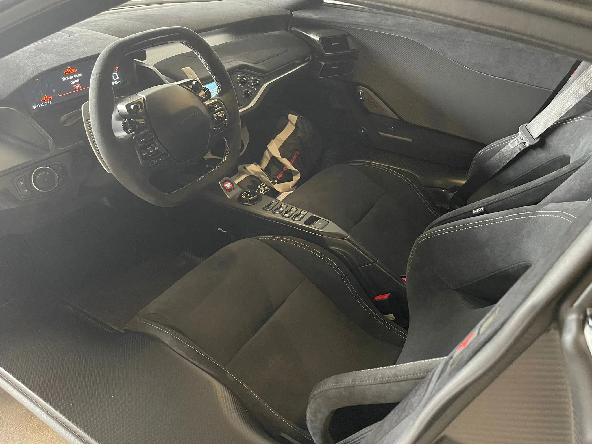 2022 Ford GT Carbon Series interior