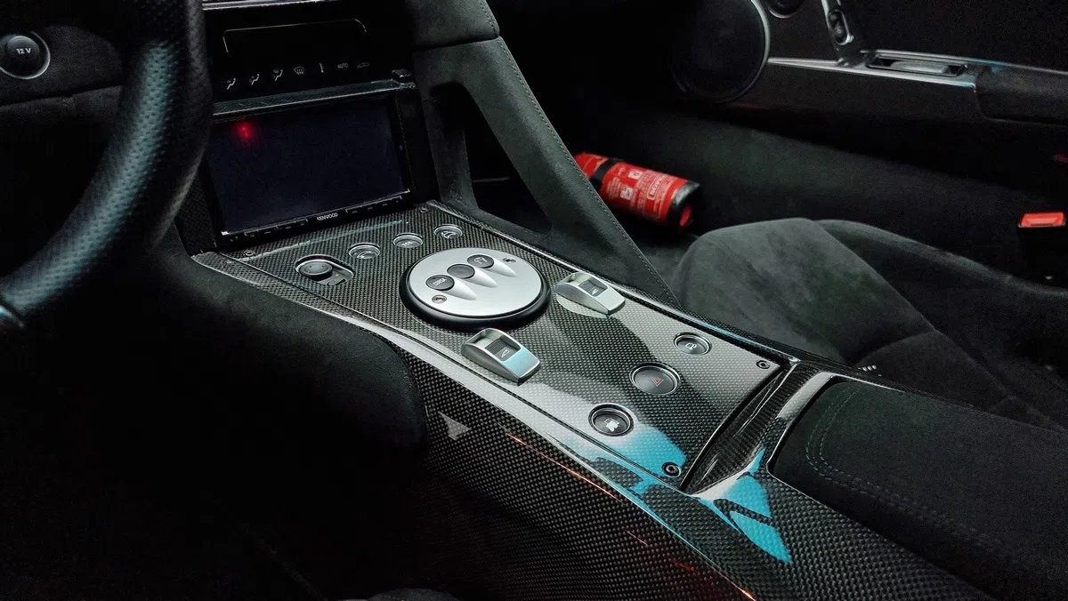 2010 Lamborghini Murcielago SV – 1 of 186 interior, center console