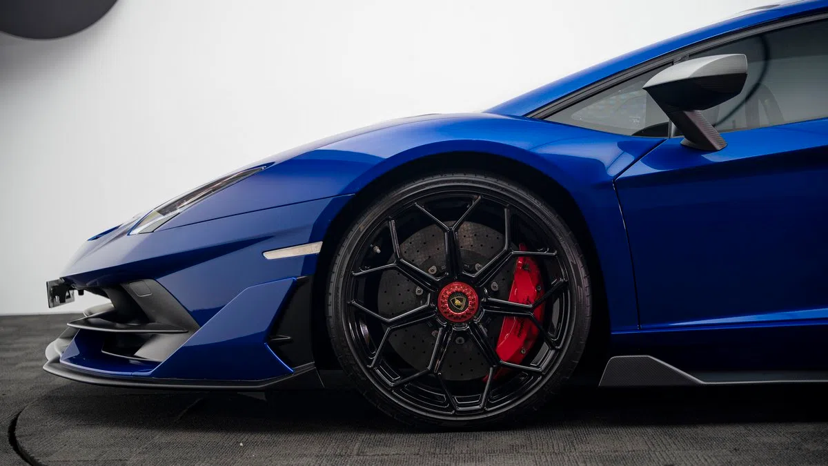 2019 Lamborghini Aventador SVJ – 1 of 900 for sale, exterior