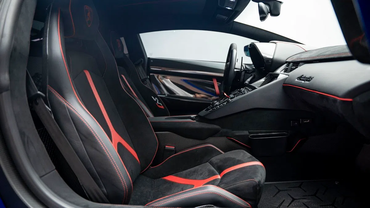 2019 Lamborghini Aventador SVJ – 1 of 900 interior, seats