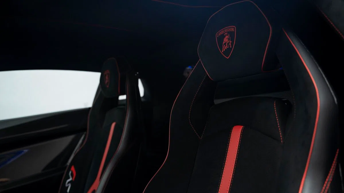 2019 Lamborghini Aventador SVJ – 1 of 900 interior, seats