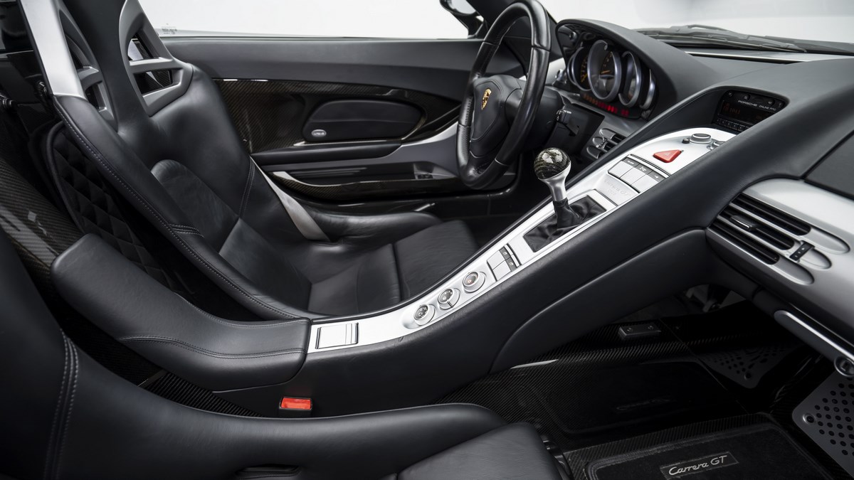 2005 Porsche Carrera GT, 24/28