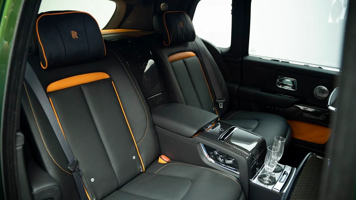 2021 Rolls Royce Cullinan Black Badge interior, seats