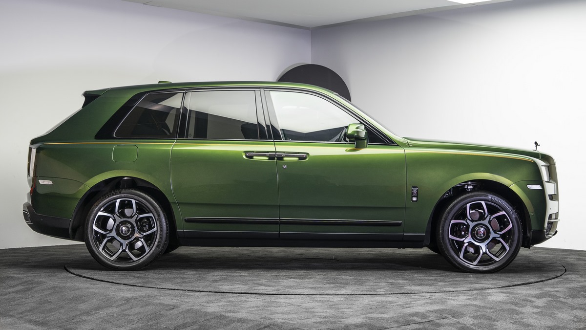 2021 Rolls Royce Cullinan Black Badge, 19/20
