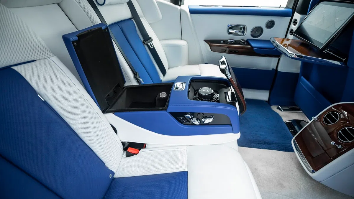 2019 Rolls Royce Phantom interior, seats