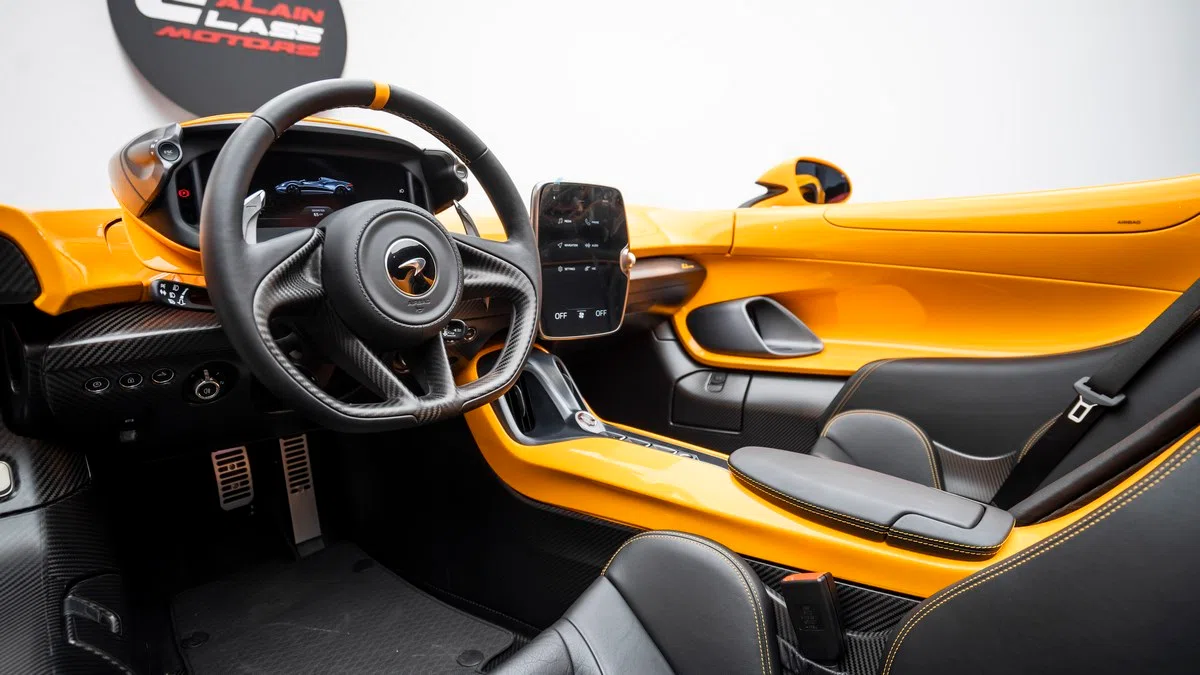 2021 McLaren Elva – 1 of 149 interior