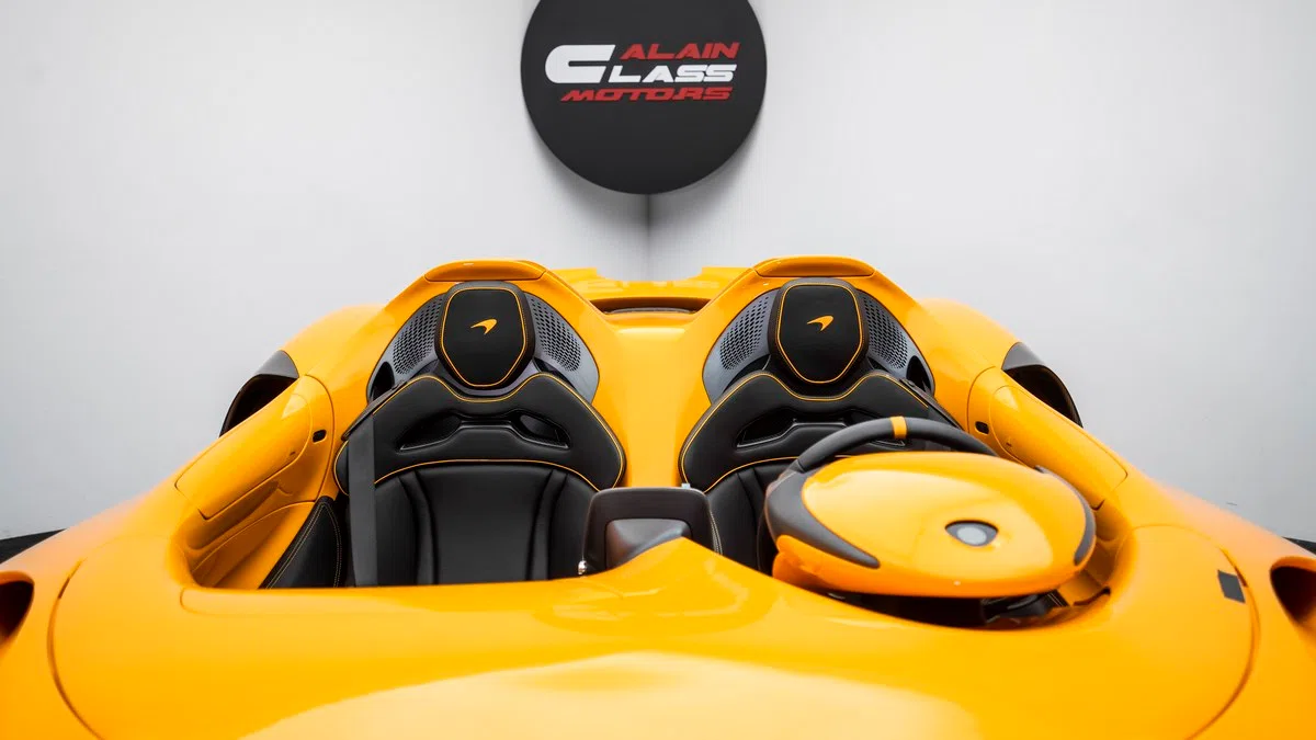 2021 McLaren Elva – 1 of 149 interior
