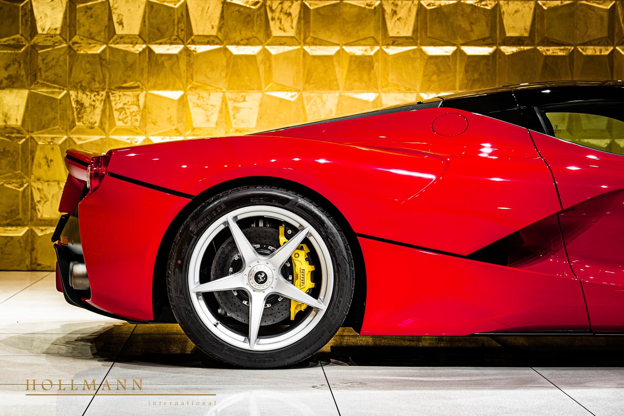 Ferrari LaFerrari, 9/20