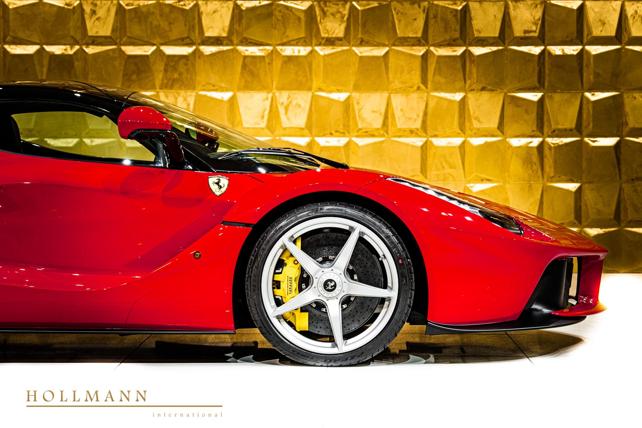 Ferrari LaFerrari, 10/20