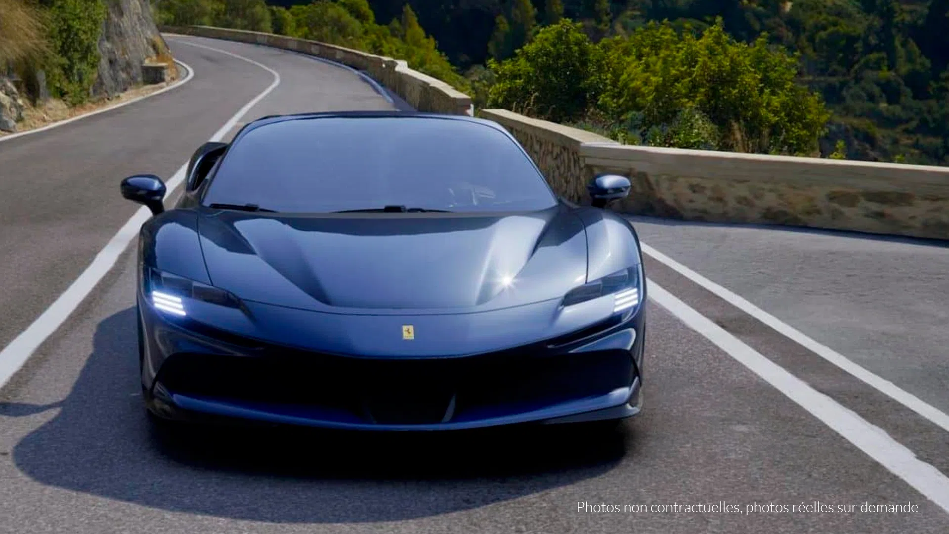2022 Ferrari SF90 Spider