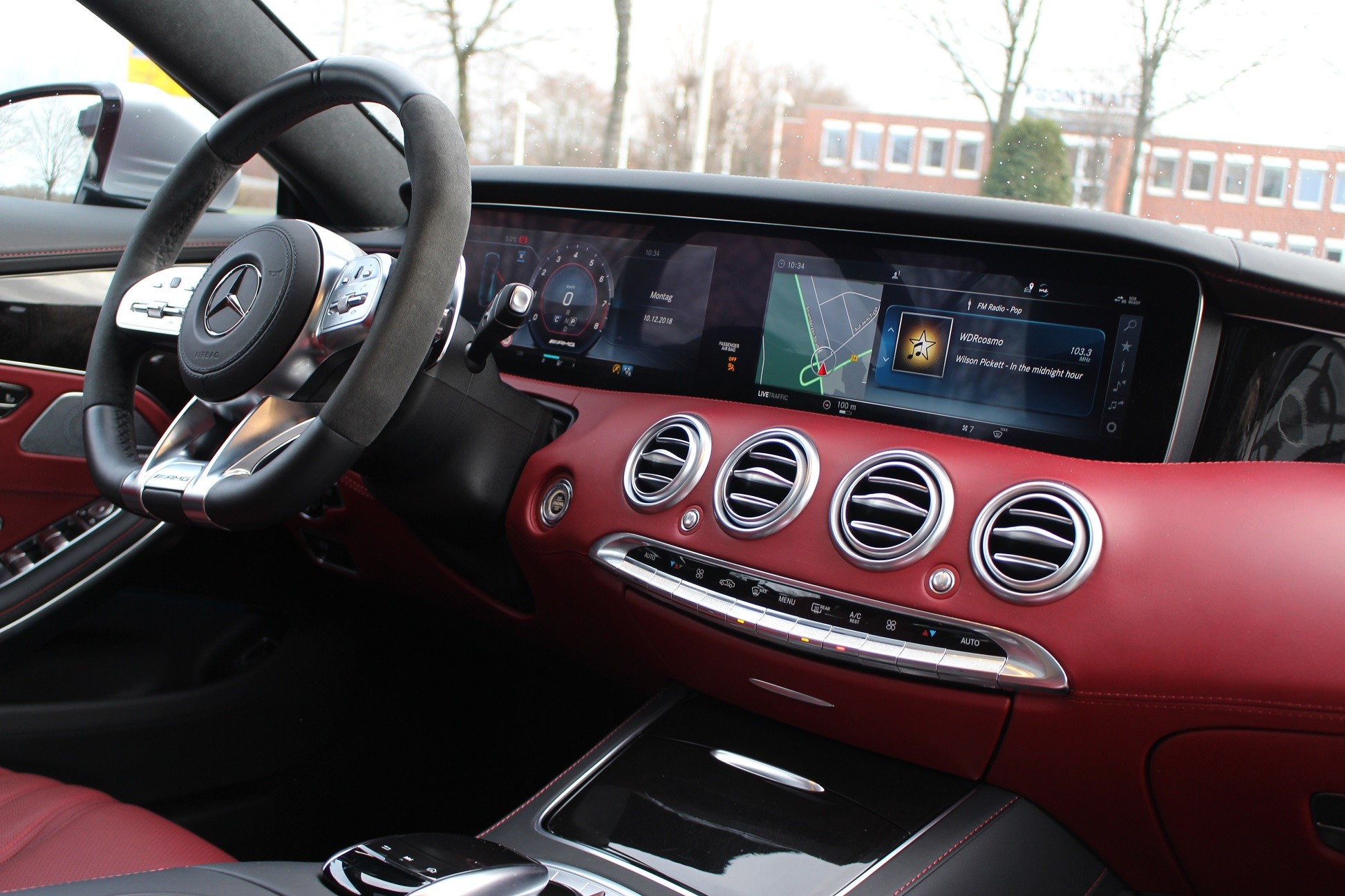 2018 Mercedes-AMG S 63 AMG 4MATIC Coupé, 2/19