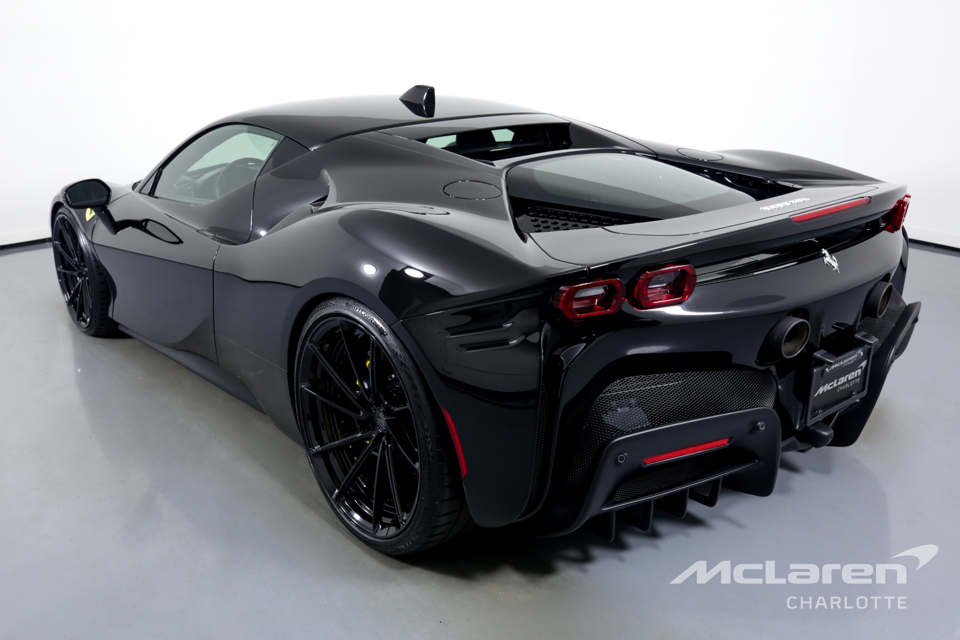 2021 FERRARI SF90 STRADALE, 4/20