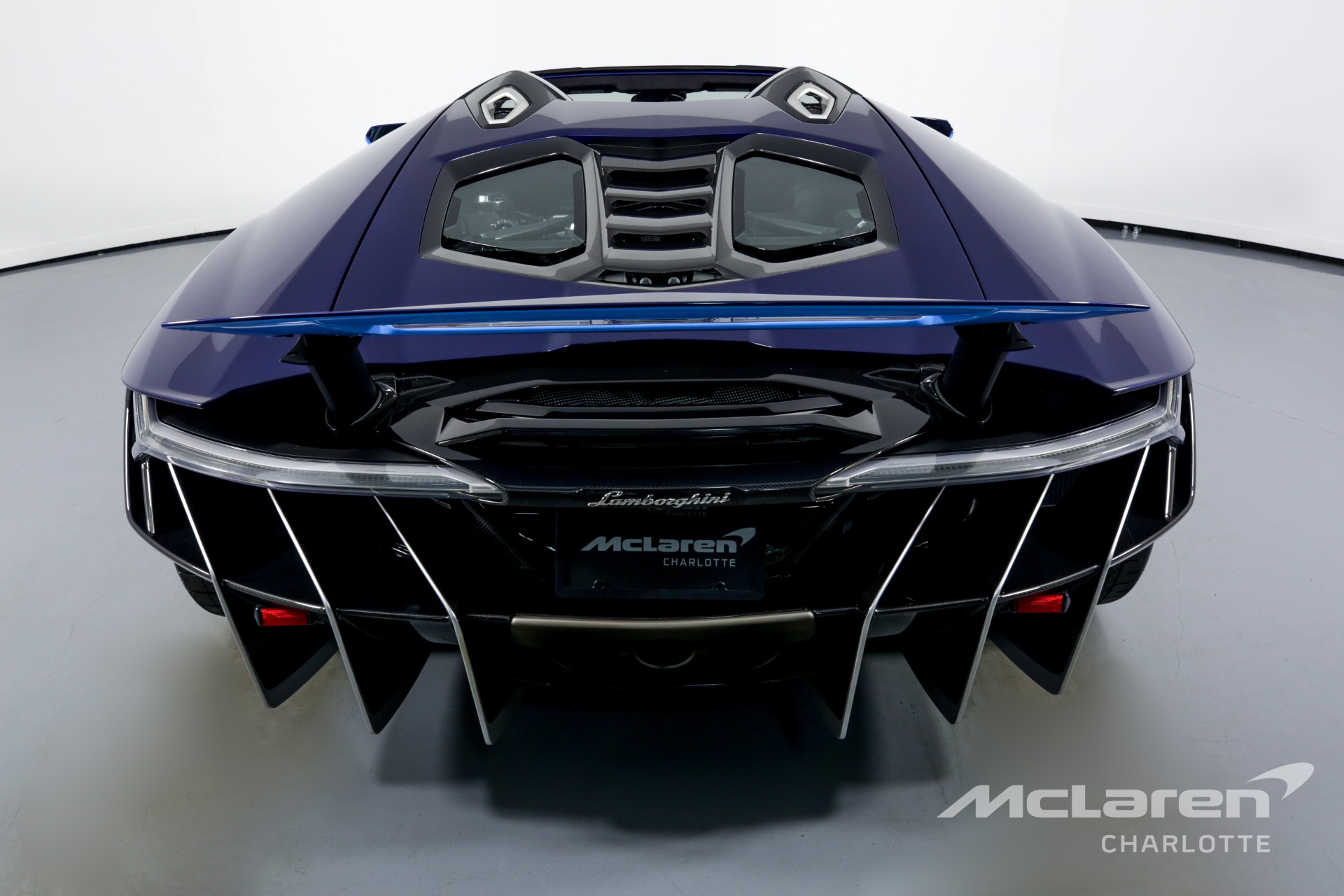 2017 LAMBORGHINI CENTENARIO, 7/21