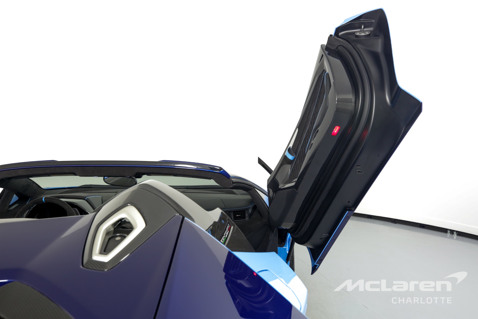 2017 LAMBORGHINI CENTENARIO, 17/21