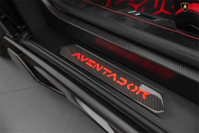 2021 Lamborghini Aventador SVJ Base Convertible, 17/20
