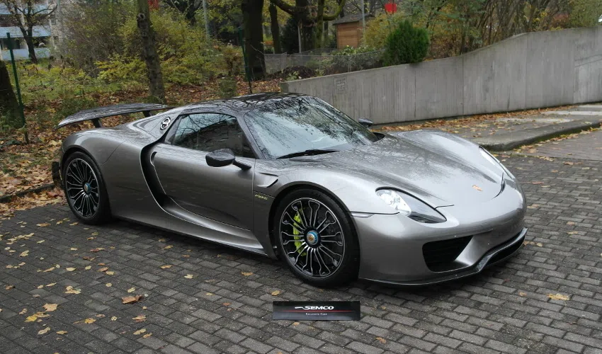 2014 PORSCHE 918 SPYDER