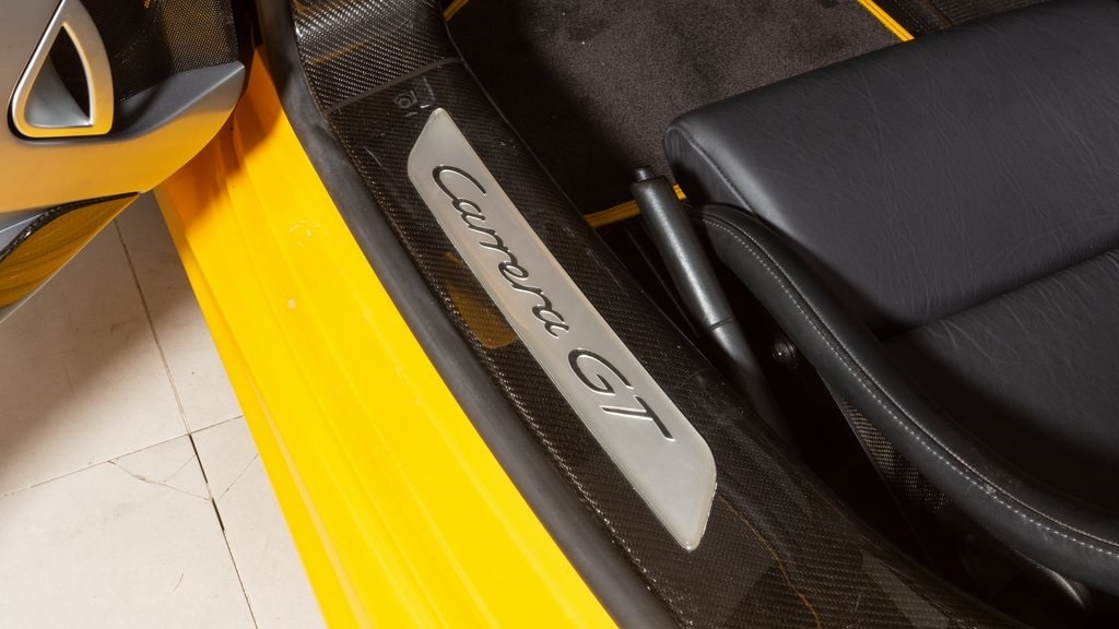 2005 Porsche Carrera GT Base Coupe, 12/20