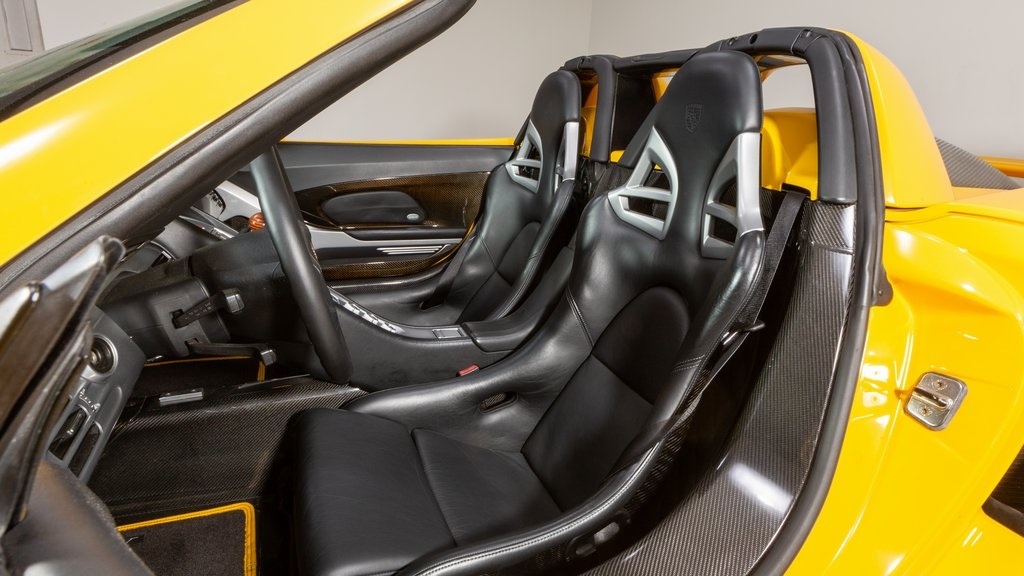 2005 Porsche Carrera GT Base Coupe, 13/20