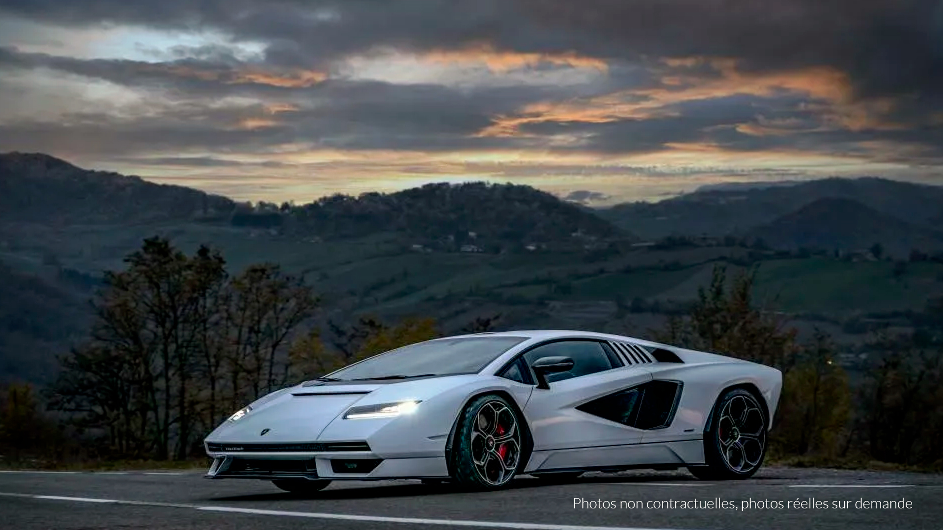 2022 Lamborghini Countach, 3/3