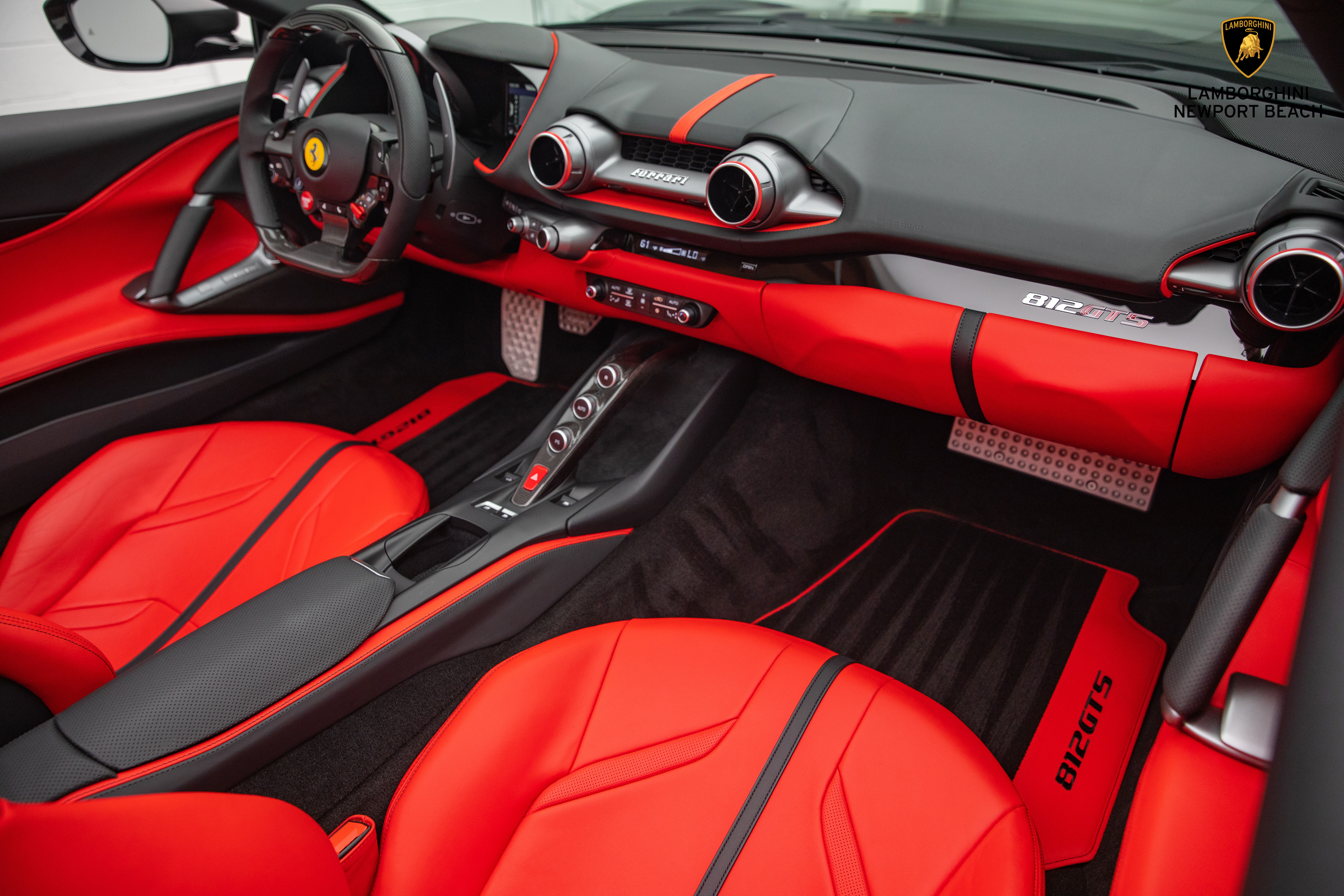 2021 Ferrari 812 GTS, 11/20