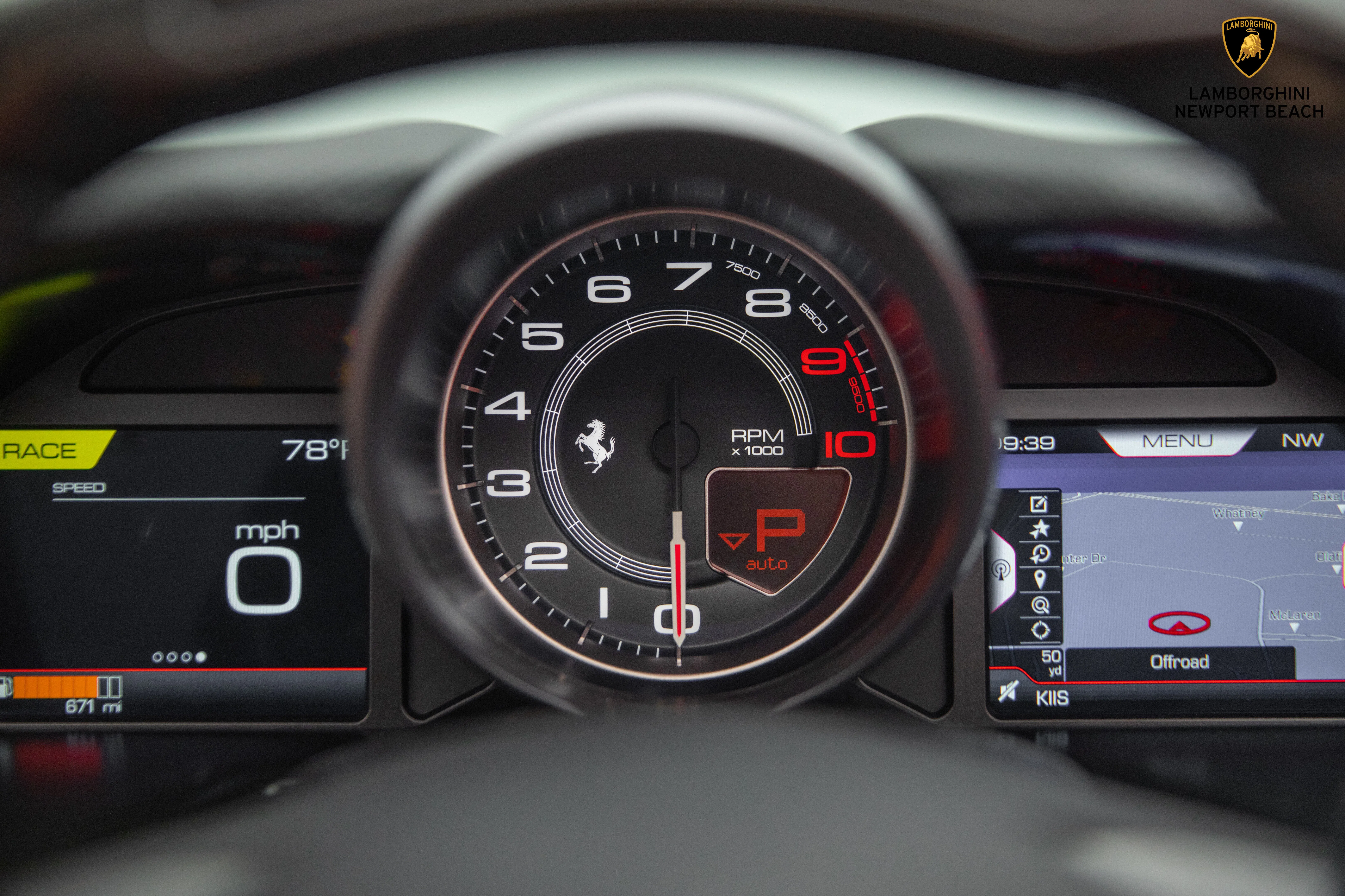 2021 Ferrari 812 GTS interior, Rosso Ferrari