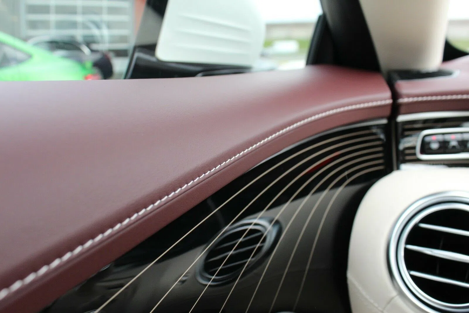 2017 Mercedes-Maybach S 650 Cabriolet 1 of 300 interior, seats, White