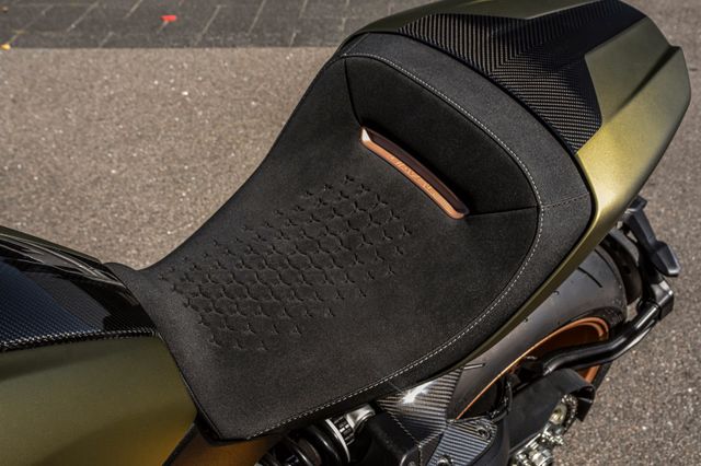 2023 S Diavel Lamborghini, 16/18
