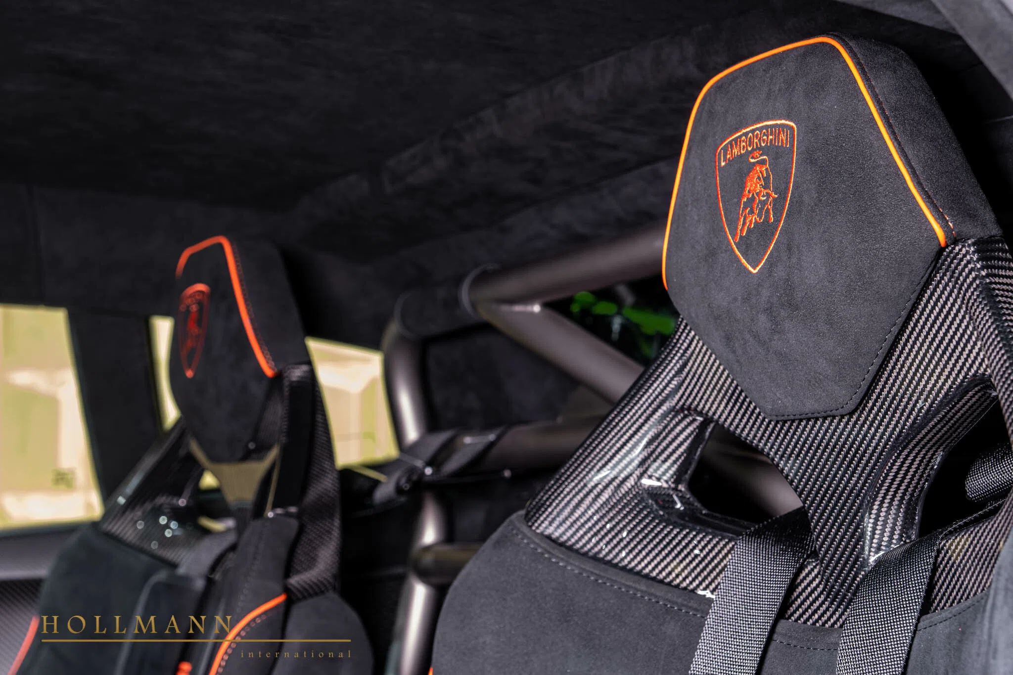 2022 Lamborghini Huracán STO interior, seats, Nero + Arancio