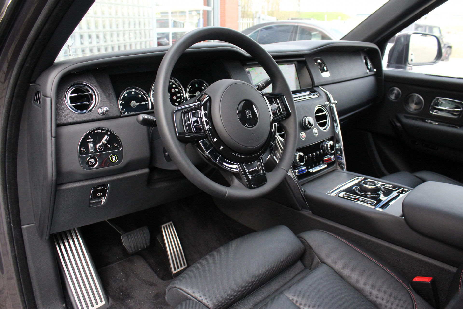 2019 Rolls-Royce Cullinan, 2/20