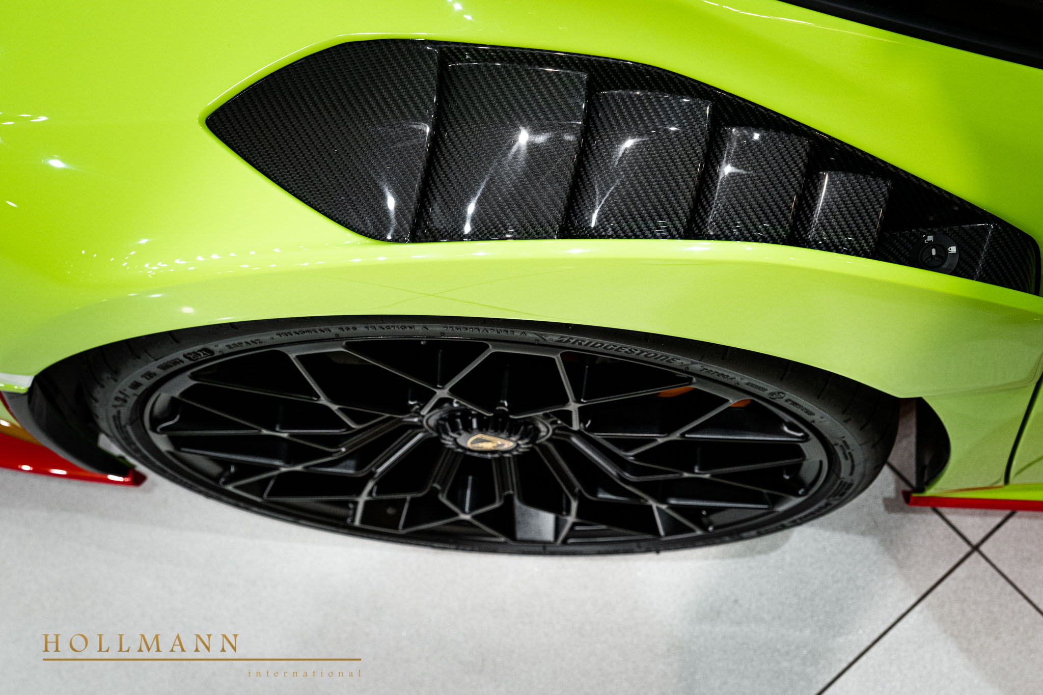 2022 Lamborghini Huracán STO, 16/19