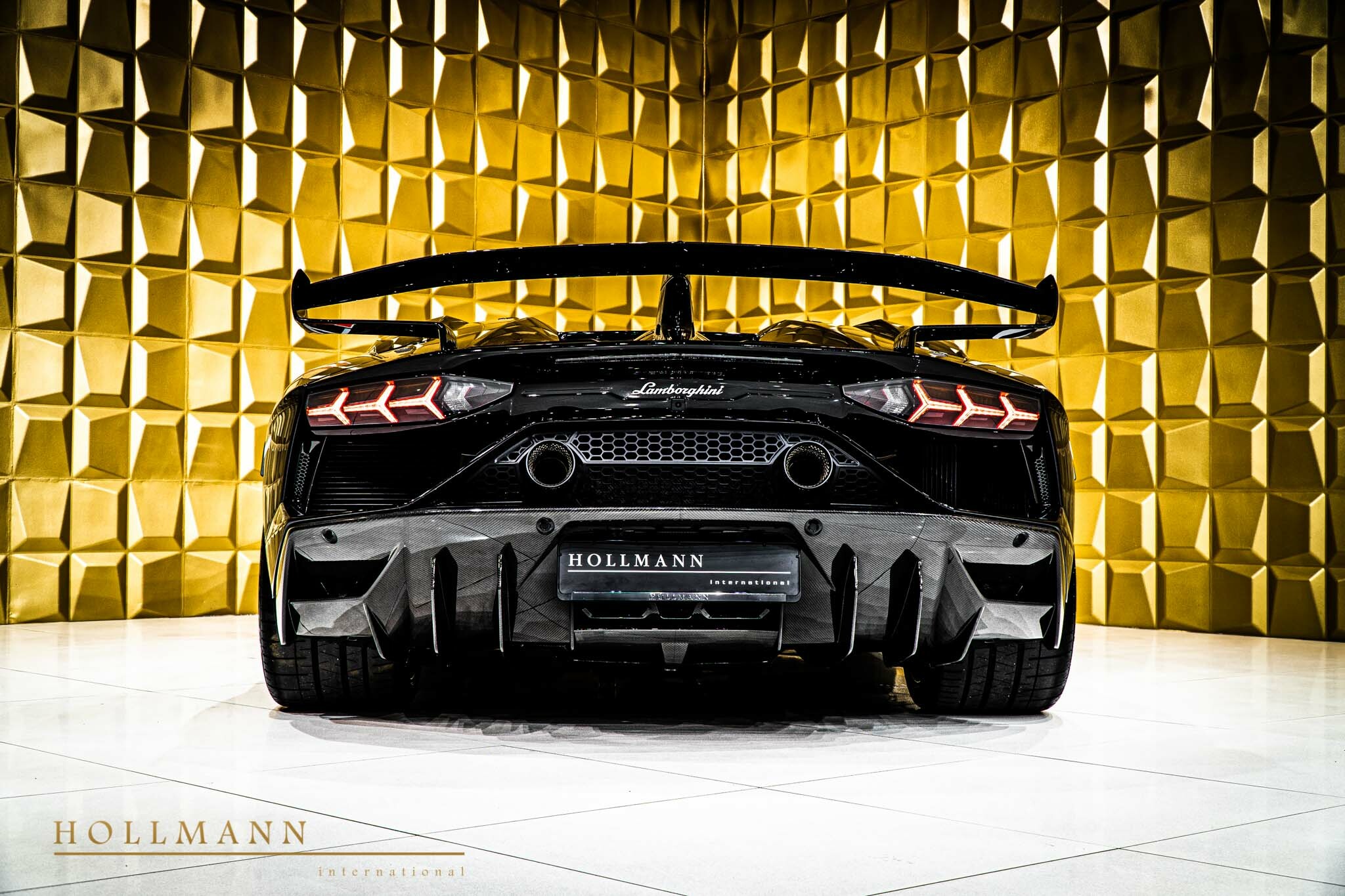 2020 Lamborghini Aventador SVJ Roadster, 5/17
