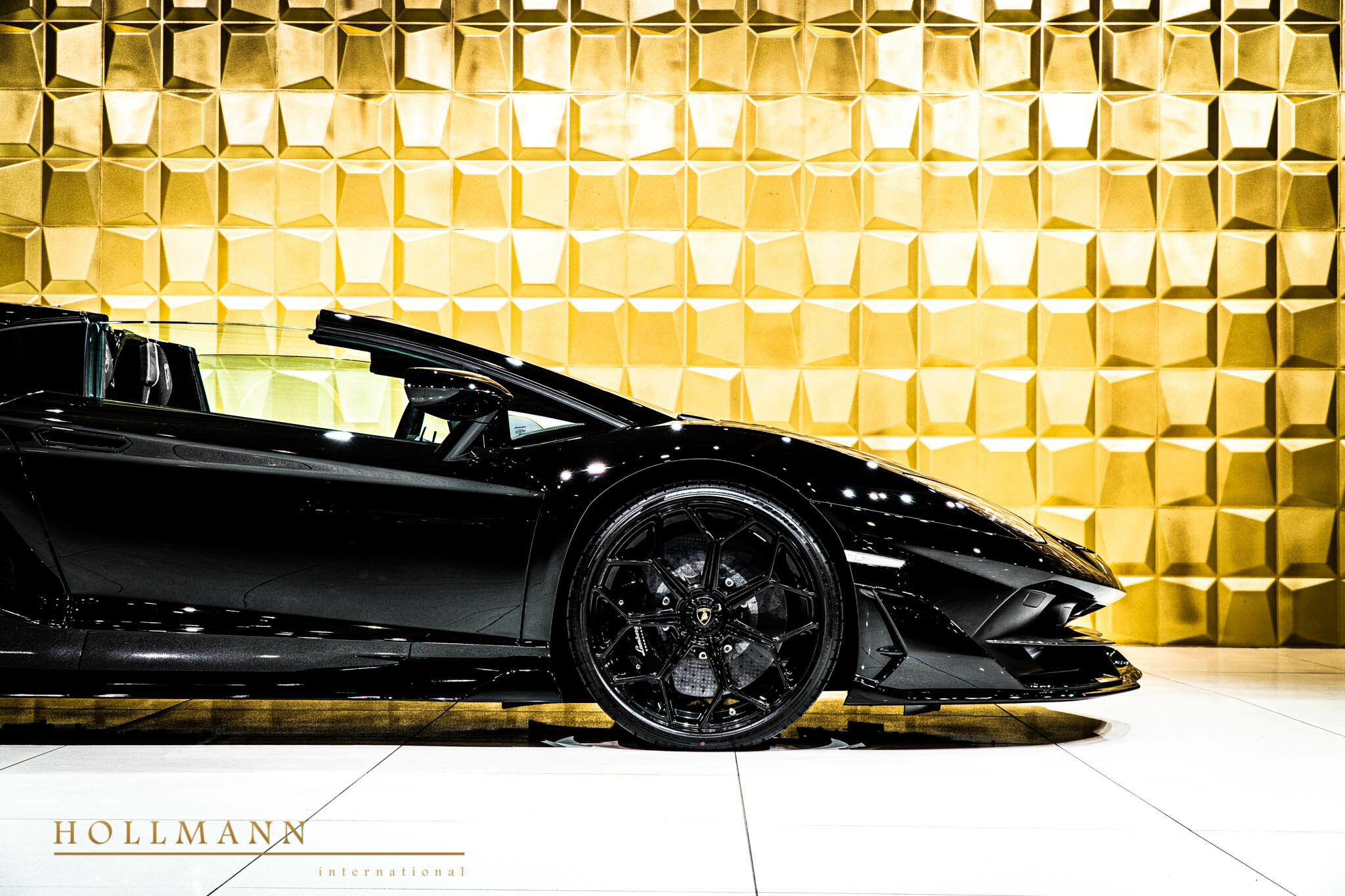 2020 Lamborghini Aventador SVJ Roadster, 7/17