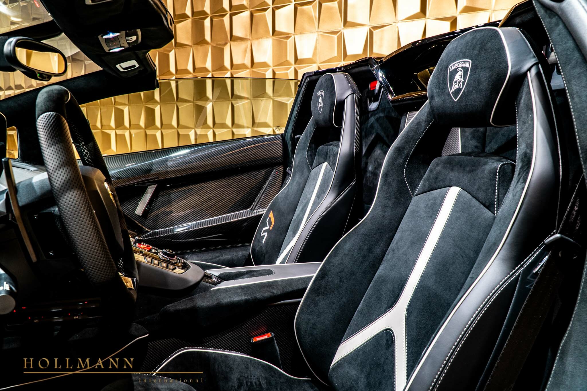 2020 Lamborghini Aventador SVJ Roadster, 8/17