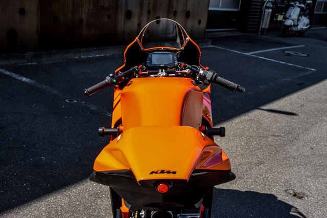 2022 KTM RC 8C, 2/17