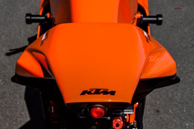 2022 KTM RC 8C, 3/17