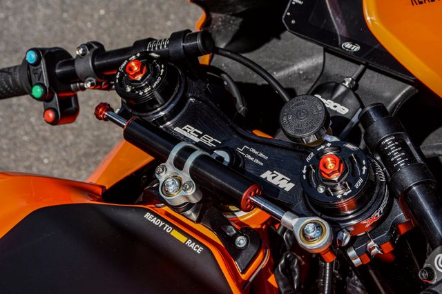 2022 KTM RC 8C, 16/17