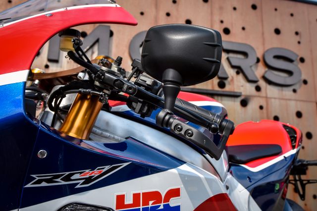 2015 HONDA RC213V-S - 1 OF 250, 5/18