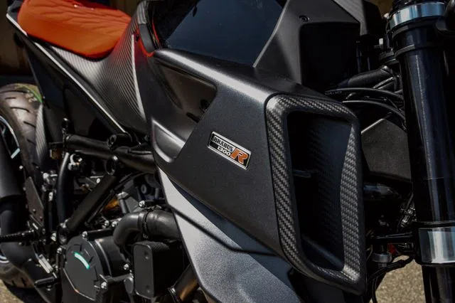 2022 BRABUS 1300 R 1 of 77, detail