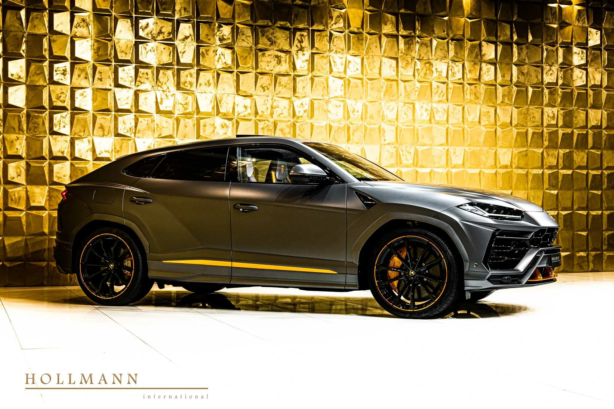 2022 Lamborghini Urus Capsule for sale, exterior, Grigio Keres Matt / Arancio