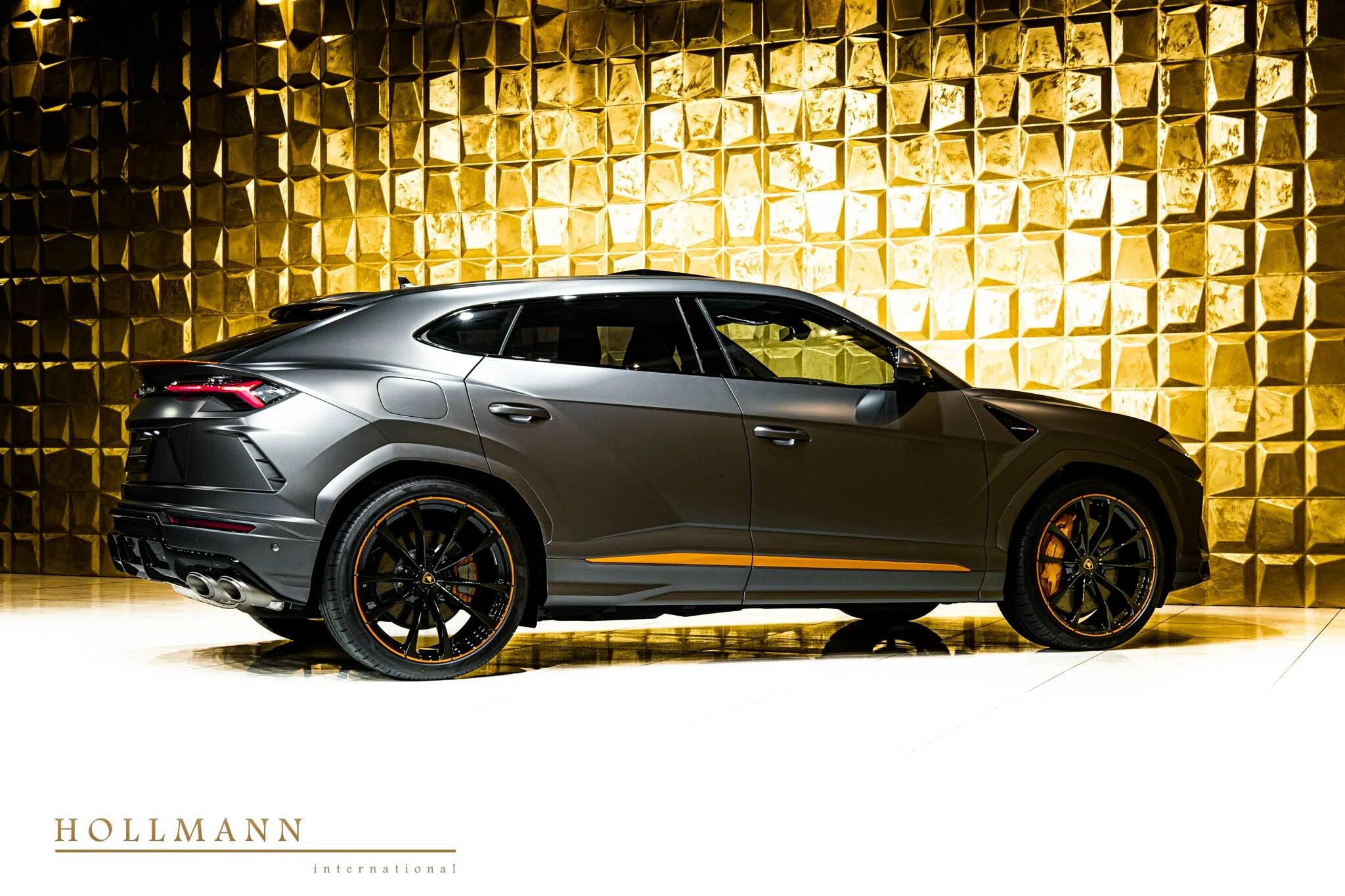2022 Lamborghini Urus Capsule for sale, exterior, Grigio Keres Matt / Arancio